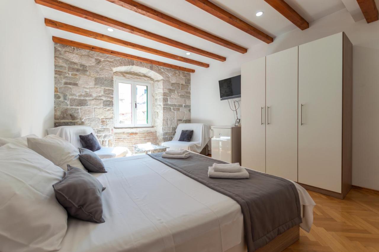 ספליט Camenno Apartments-The Heart Of Diocletian'S Palace-Open All Winter! מראה חיצוני תמונה