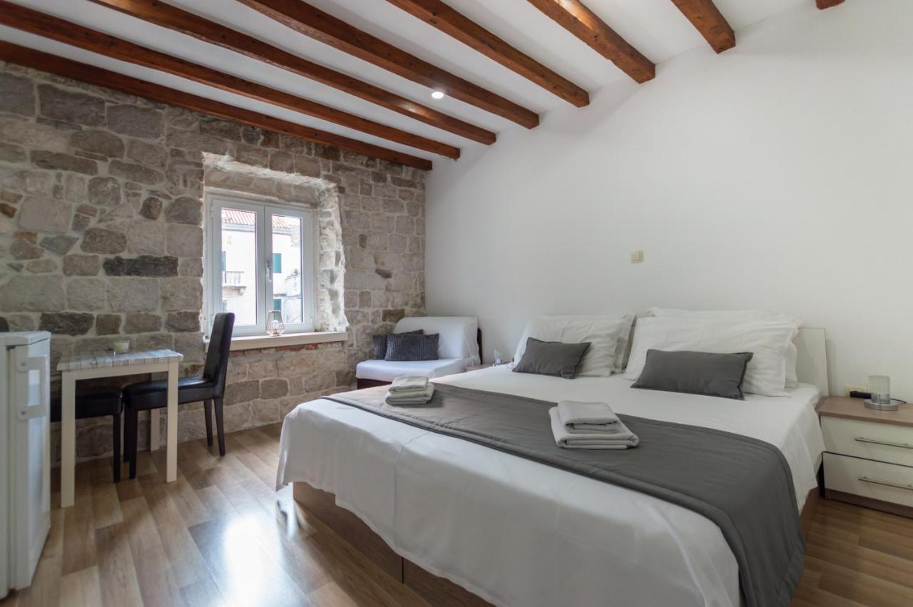 ספליט Camenno Apartments-The Heart Of Diocletian'S Palace-Open All Winter! מראה חיצוני תמונה