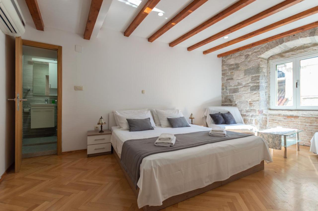 ספליט Camenno Apartments-The Heart Of Diocletian'S Palace-Open All Winter! מראה חיצוני תמונה