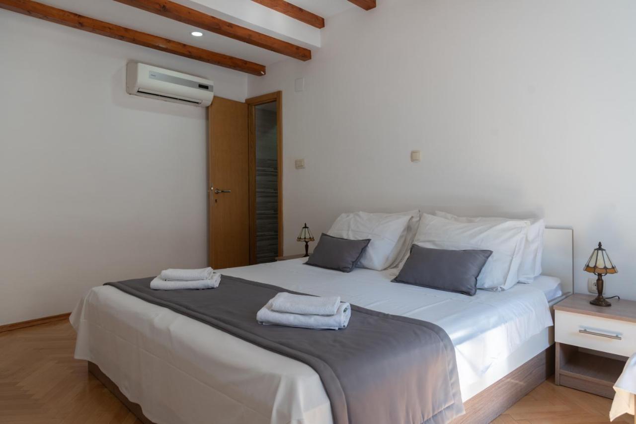 ספליט Camenno Apartments-The Heart Of Diocletian'S Palace-Open All Winter! מראה חיצוני תמונה