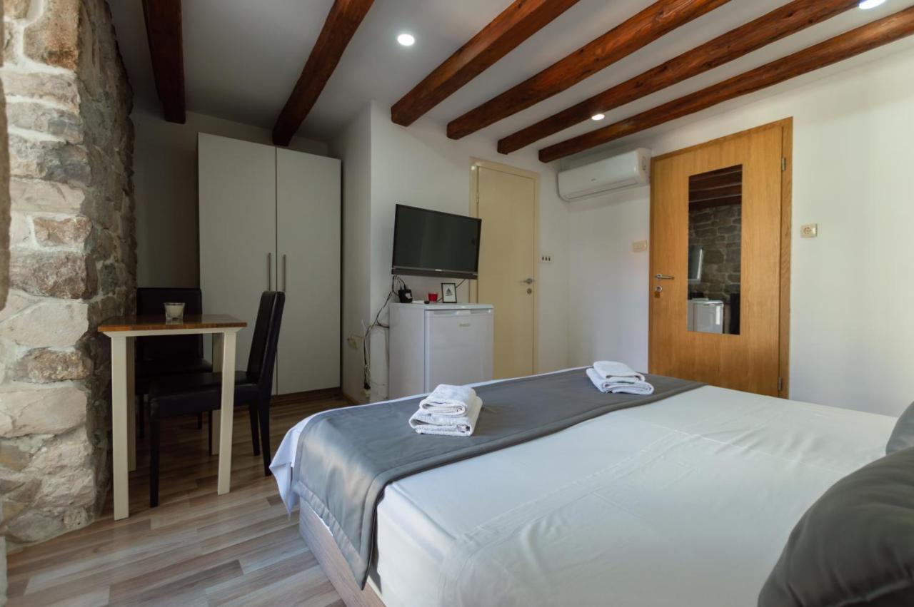 ספליט Camenno Apartments-The Heart Of Diocletian'S Palace-Open All Winter! מראה חיצוני תמונה